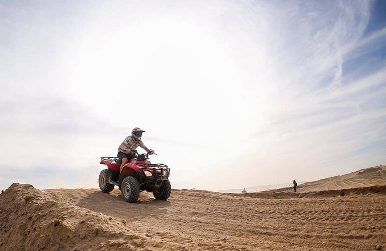 Quad Abenteuer in Safaga: Private Tour durch die Wüste mit Abendessen