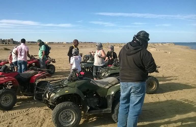 Privates Quad-Abenteuer am Strand bei Sonnenuntergang ab Safaga