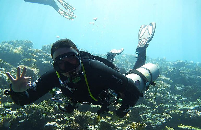 Fun Diving Safaga - Ganztägige Tauchfahrt mit 2 Tauchgängen